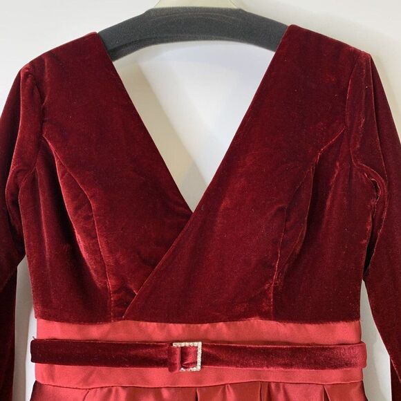 Bridess Velvet Satin Gown Size 6 Long Formal Wedding Bride Dress Slit Pockets - Picture 6 of 12